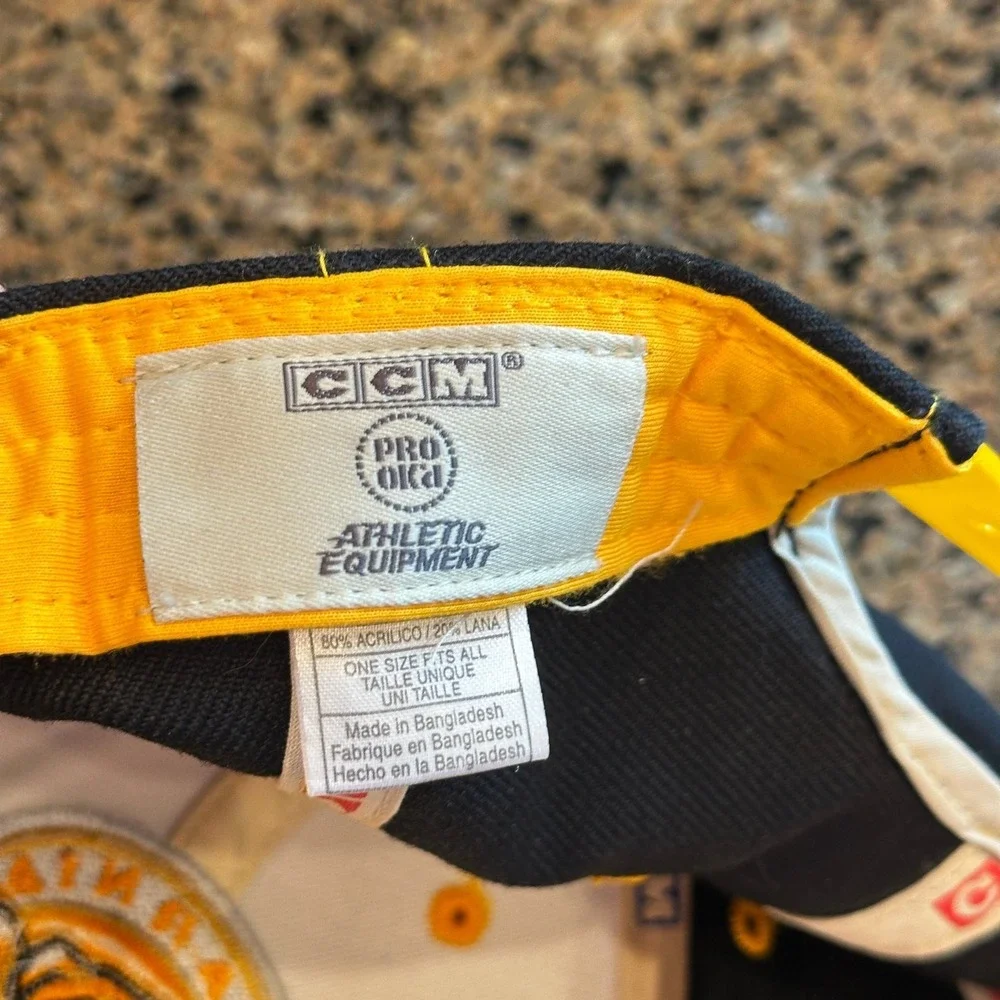 Sarnia Sting CCM‎ Pro Ice Hat Strapback Cap OHL Hockey Yellow Black White